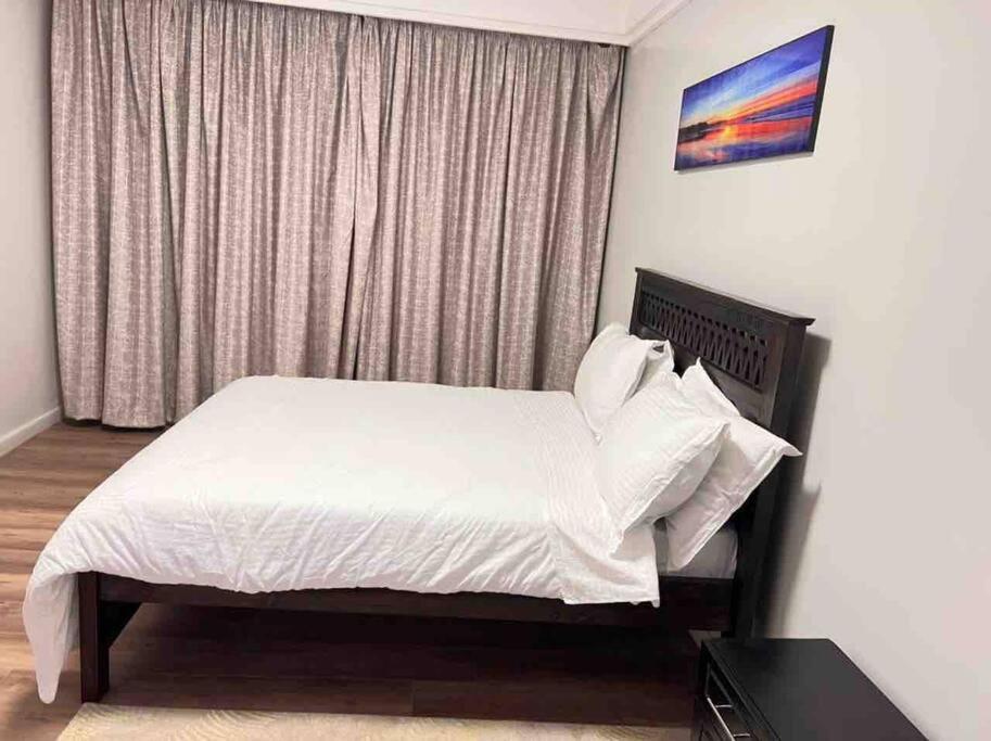 Lovely 3 Bedroom With A View Of The Park Machakos Eksteriør billede